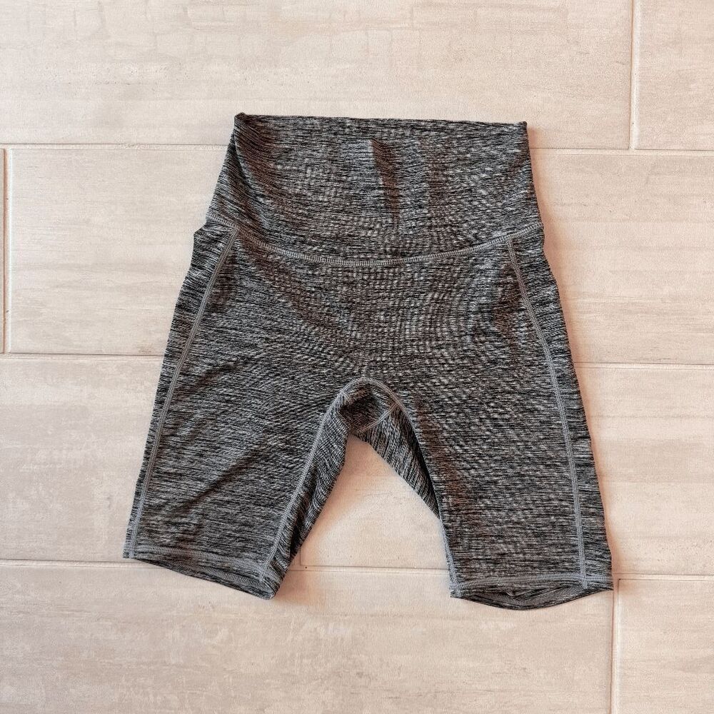 Papaya Active Biker Shorts High Rise 8" Inseam Medium Gray Spacedye Yoga Pilates